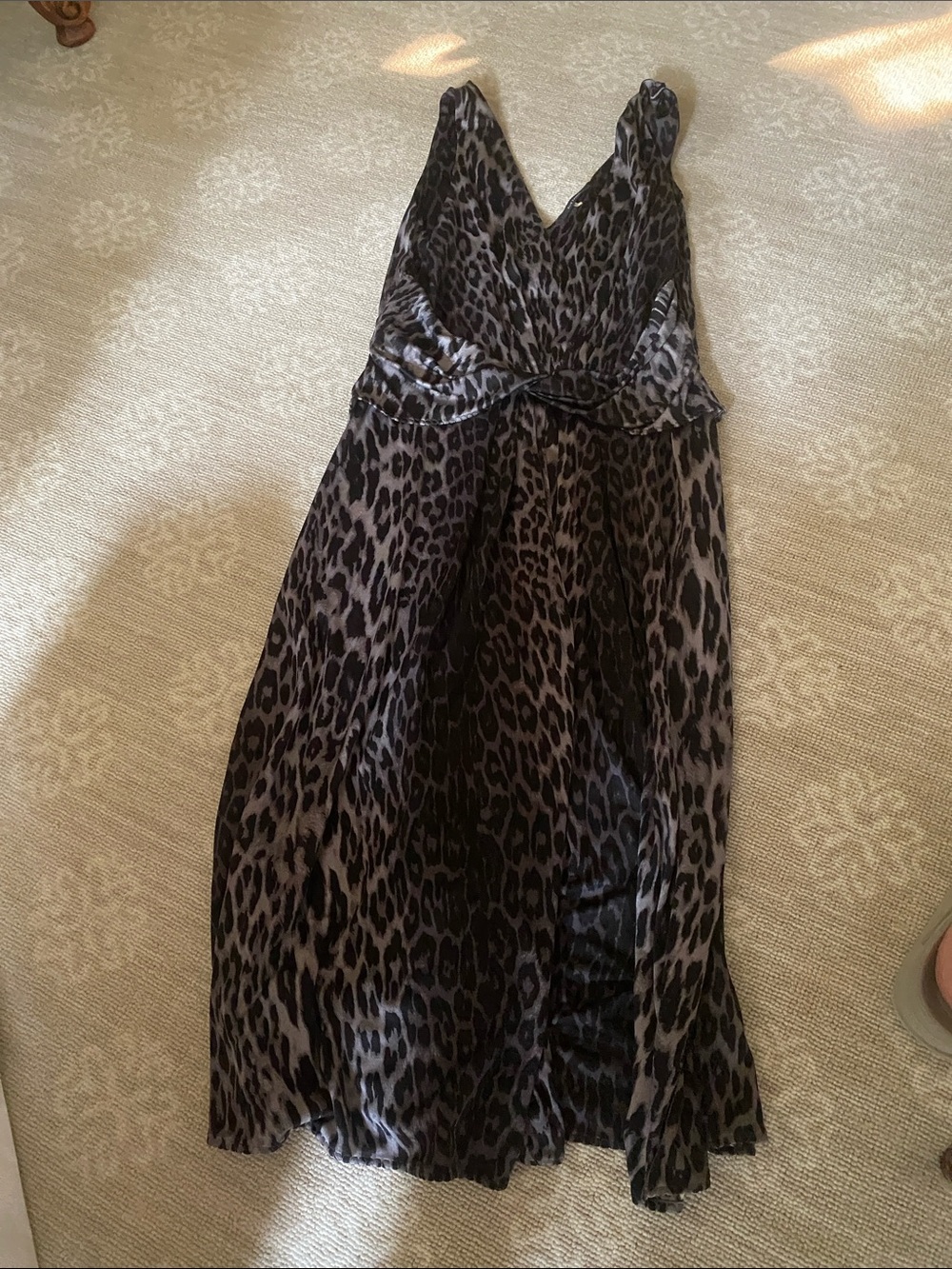 Ellie Tahari 100% Silk Sleeveless Leopard Print Maxi Dress in Black and Gray